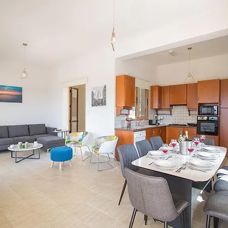 Konnos View, Stunning 6bdr With Private Pool, Close To Konnos *