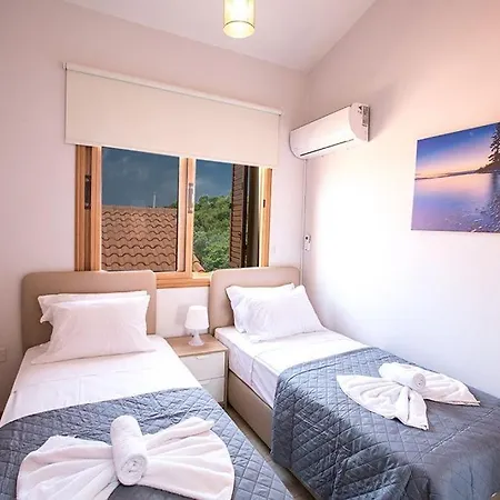 Konnos View, Stunning 6bdr With Private Pool, Close To Konnos *