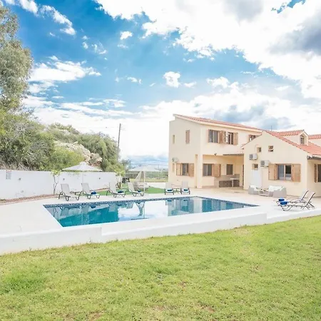 Villa Konnos View, Stunning 6bdr With Private Pool, Close To Konnos *