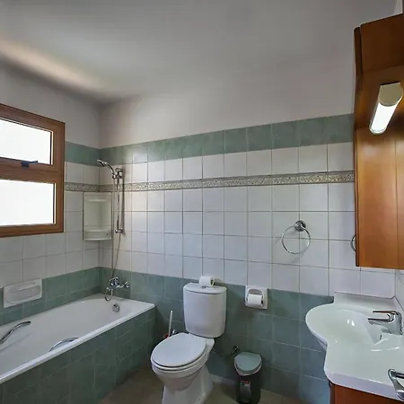 Konnos View, Stunning 6bdr With Private Pool, Close To Konnos Villa Protaras