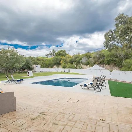 Villa Konnos View, Stunning 6bdr With Private Pool, Close To Konnos