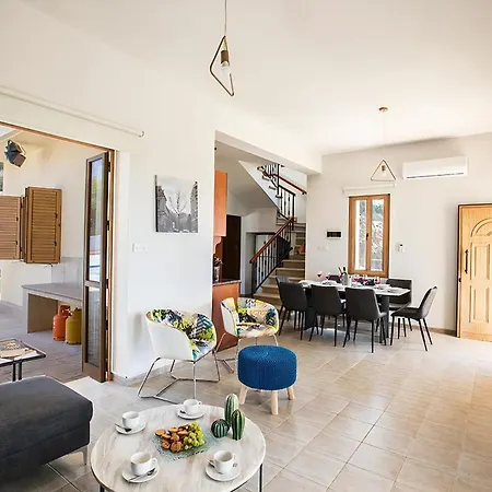 Konnos View, Stunning 6bdr With Private Pool, Close To Konnos * Protaras