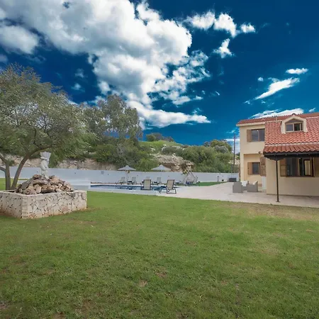 Konnos View, Stunning 6bdr With Private Pool, Close To Konnos Villa Protaras