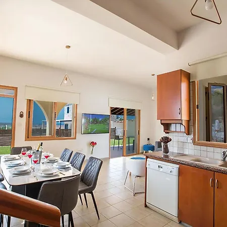 Konnos View, Stunning 6bdr With Private Pool, Close To Konnos Protaras
