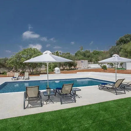 Villa Konnos View, Stunning 6bdr With Private Pool, Close To Konnos Protaras
