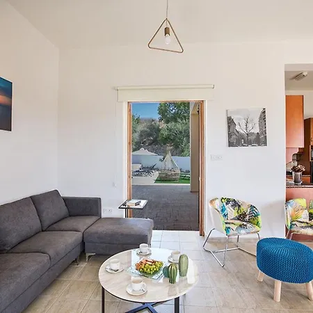 Konnos View, Stunning 6bdr With Private Pool, Close To Konnos Вилла Протарас