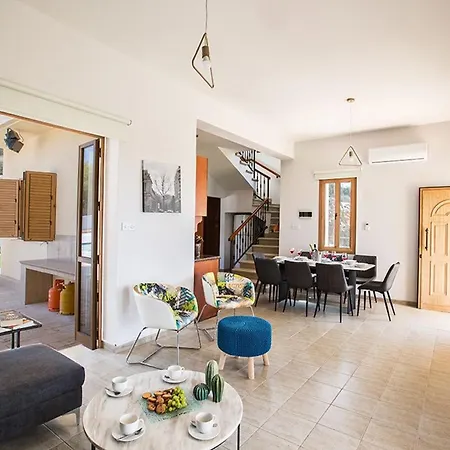 Konnos View, Stunning 6bdr With Private Pool, Close To Konnos * 普罗塔拉斯