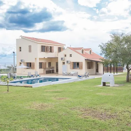 Konnos View, Stunning 6bdr With Private Pool, Close To Konnos 别墅